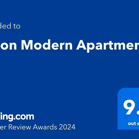 Moon Modern Apartment-3
